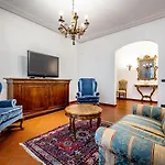 Yid Elegant Apt With Garage