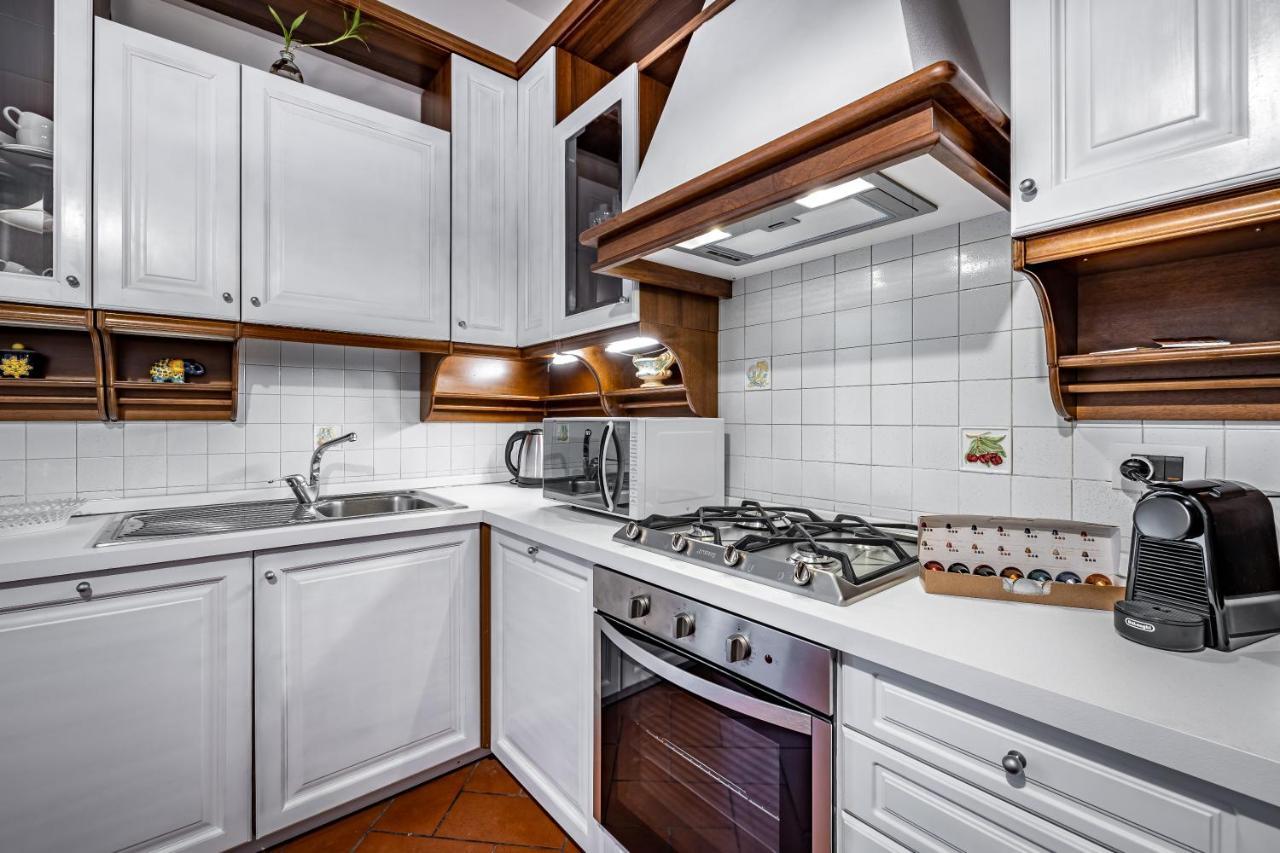 Yid Elegant With Garage Apartamento *